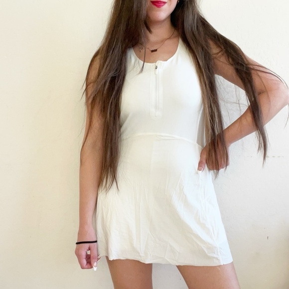 Lululemon Final Lap Dress - Picture 1 of 13